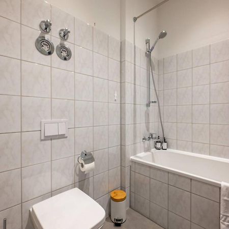 Arbio I Retro Apart Near Leipzig Hauptbahnhof Bagian luar foto