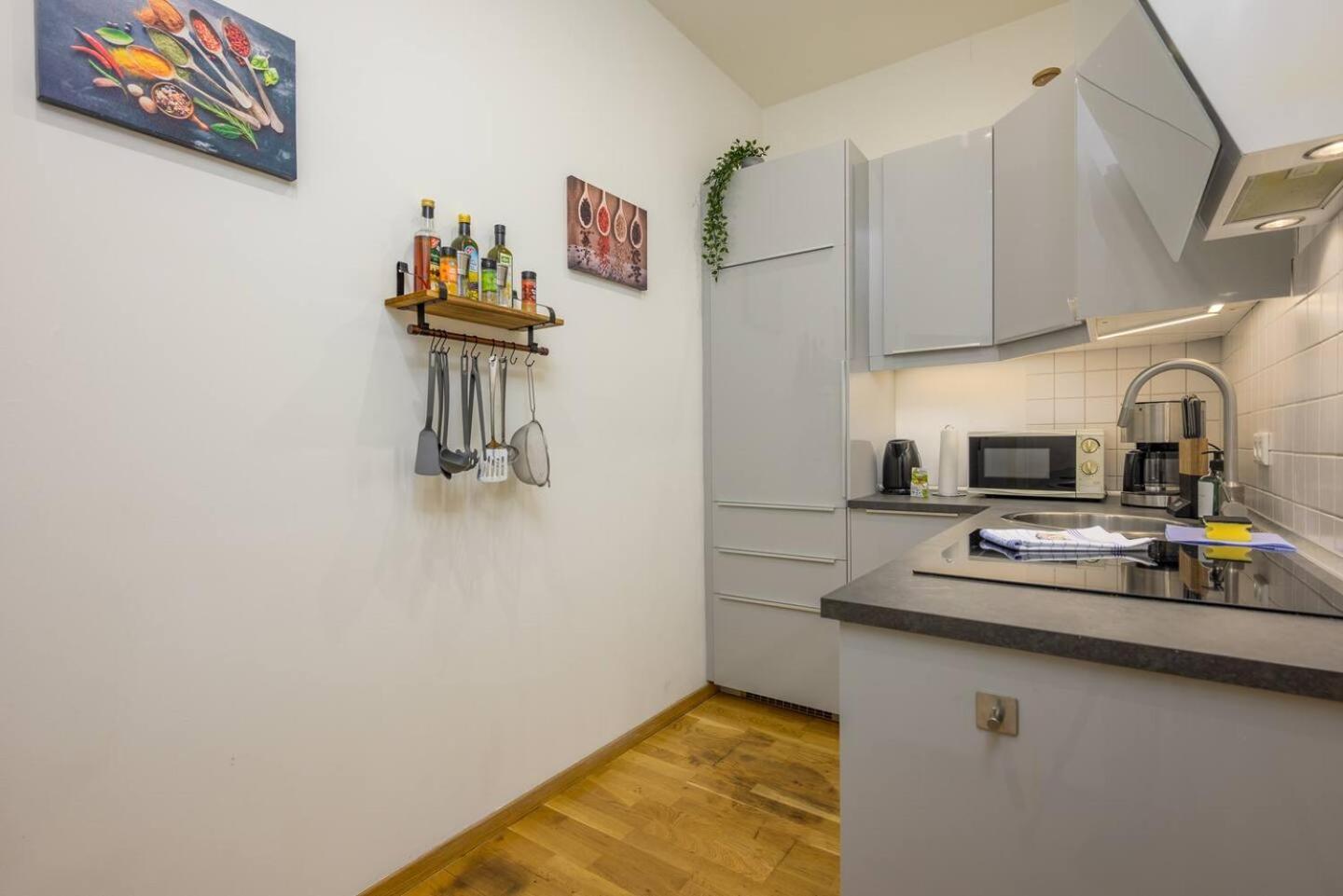 Arbio I Retro Apart Near Leipzig Hauptbahnhof Bagian luar foto