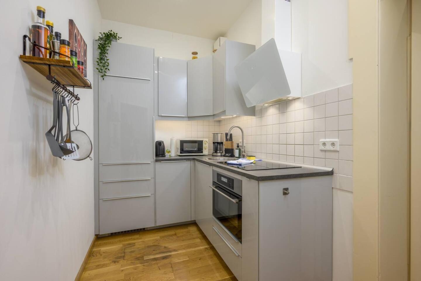 Arbio I Retro Apart Near Leipzig Hauptbahnhof Bagian luar foto